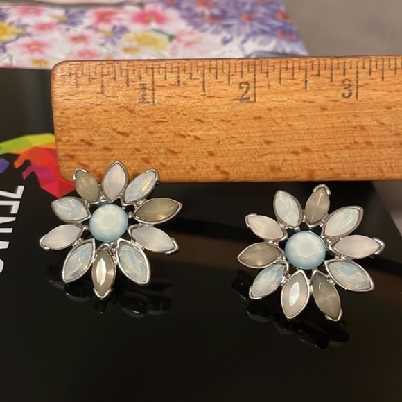 Lane Bryant Silver-tone Opal like Flower Earrings with hints of Blue (Pierced) - Picture 7 of 8